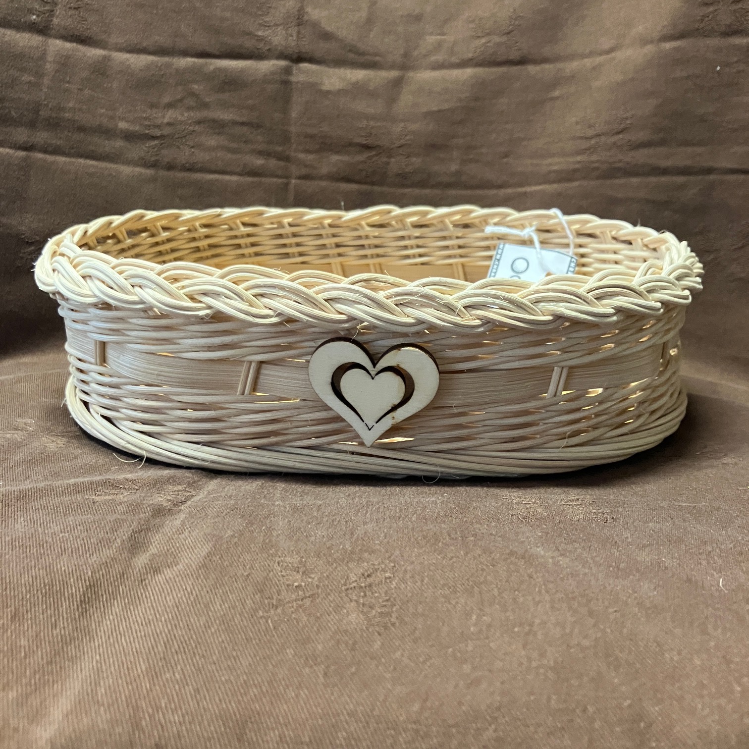 Tác malý přírodní s přírodní šénou a dřevěným srdíčkem - Obrázek 3