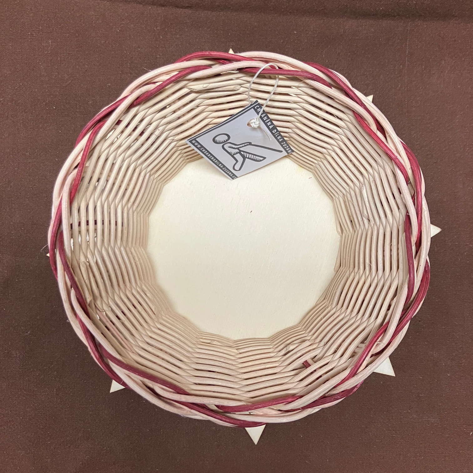 Vánoční miska s mahagonovým dekorem a ozdobným dnem - Obrázek 2