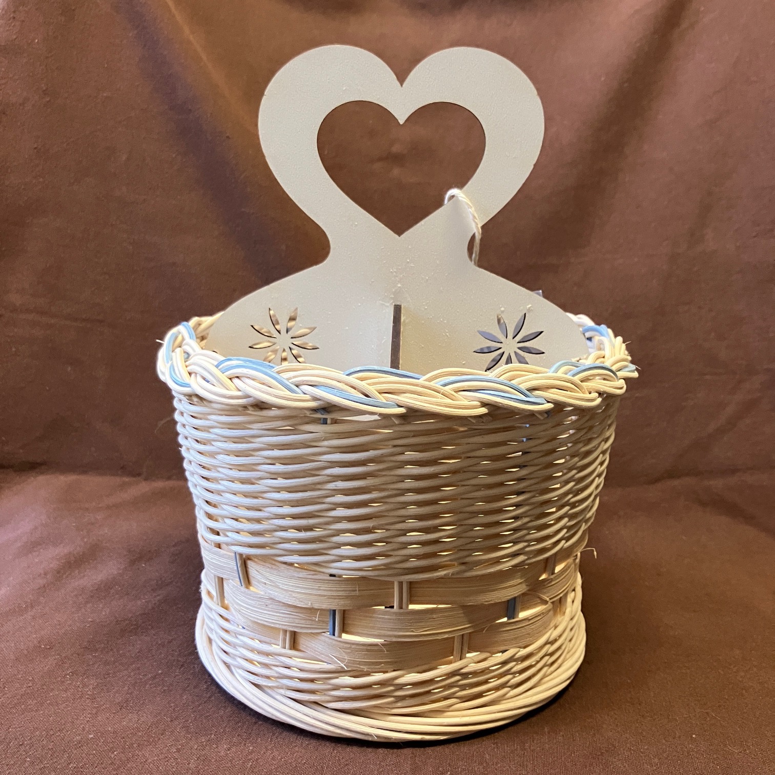 Příborník přírodní se světle modrým dekorem a přírodní šénou - Obrázek 3