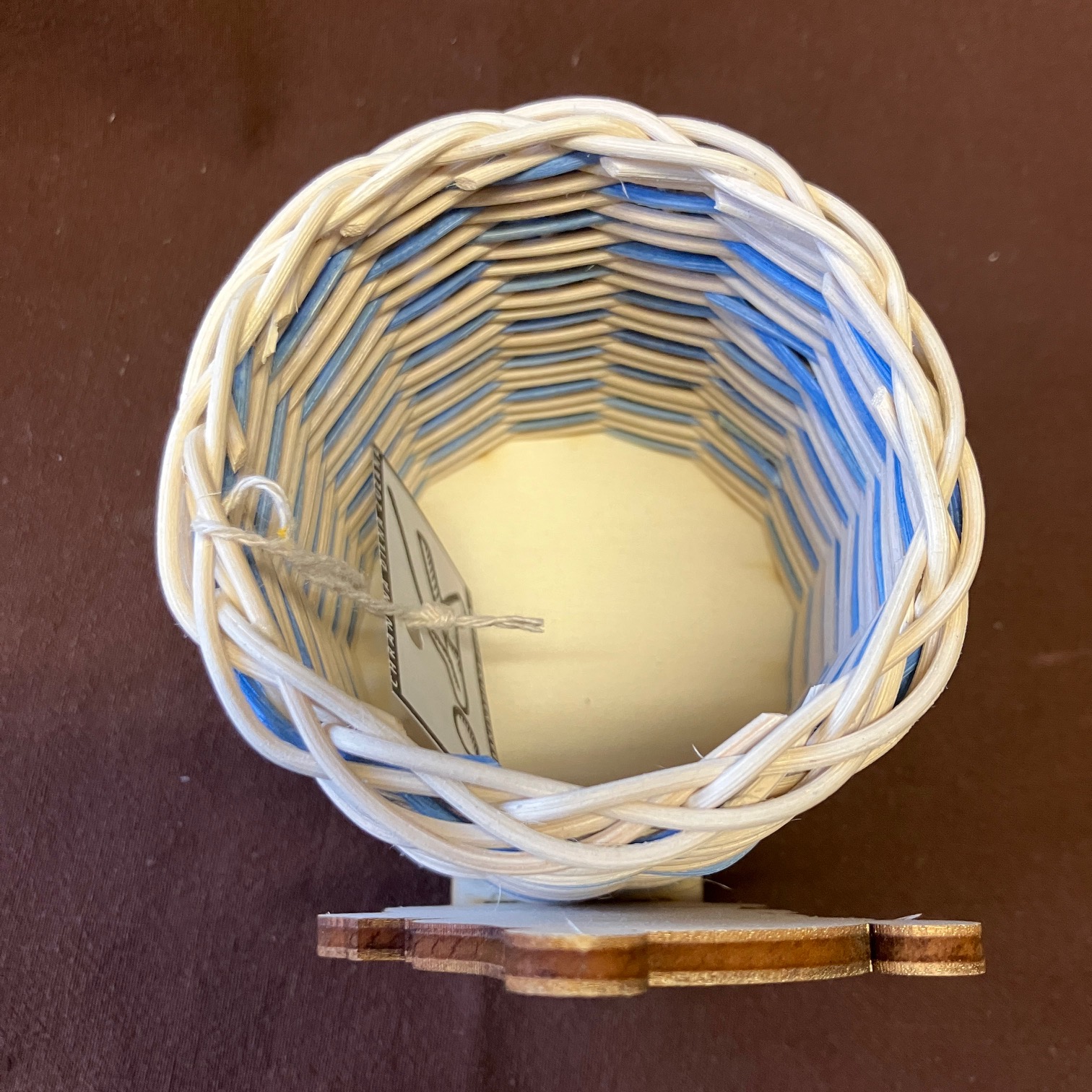 Tužkovník přírodní se světle modrým dekorem a dřevěným medvídkem - Obrázek 2